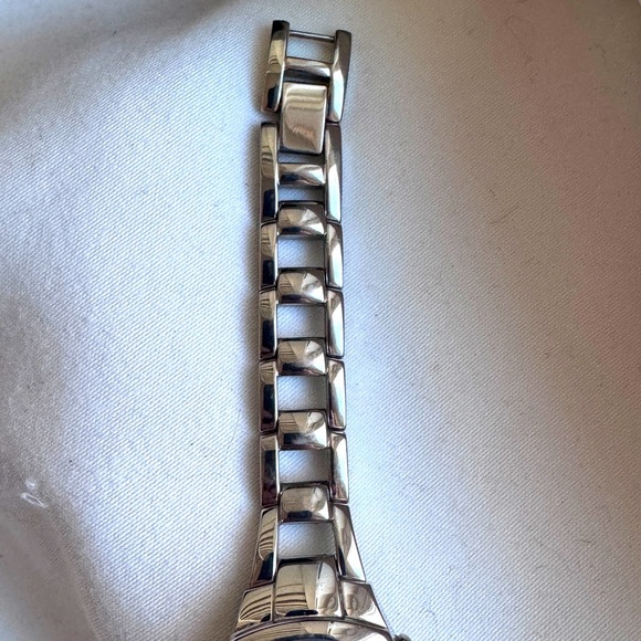 💜 Vintage Early 2000’s Fossil Kaleido Silver & Purple Beauty Watch💜 - Picture 5 of 16